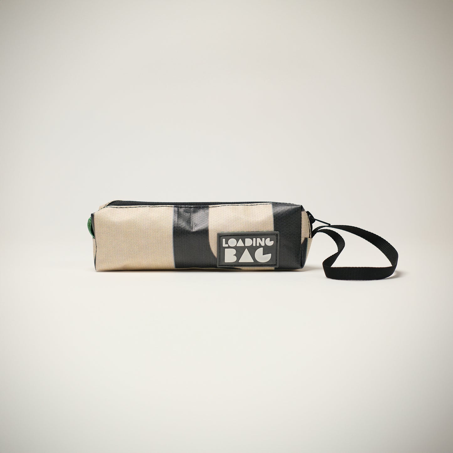 π Mini Pencil Case - Compact, Stylish, Sustainable! Crafted from upcycled billboards, durable. Compact design, perfect for on-the-go. Ideal for students, artists. Get yours today! πποΈβ¨ #CompactConvenience #SustainableStyle