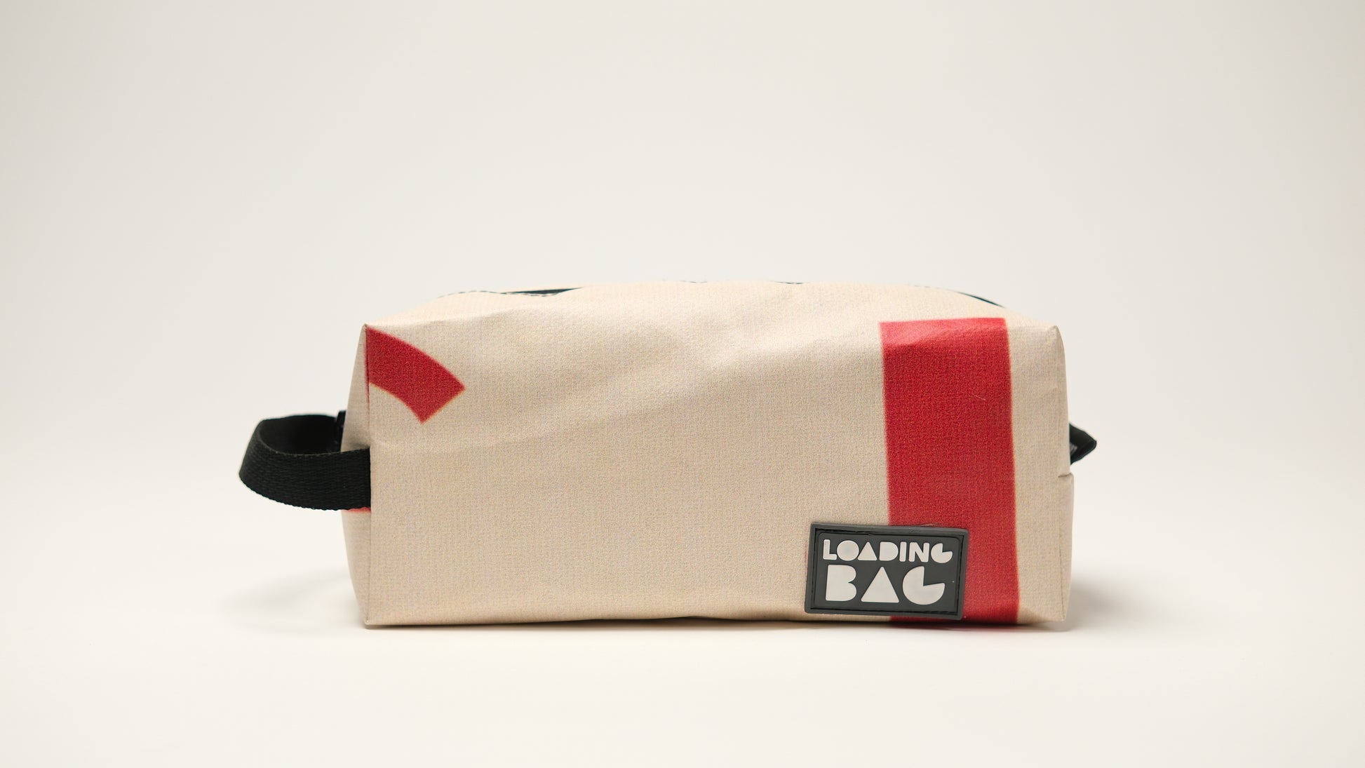 🌟 XL Bold Accessory Bag - Your Ultimate Companion!  Repurposed billboards, durable tarpulin.  Makeup, pencil, cable, accessory organizer.  Sustainable, durable, versatile.  Make a statement with sustainability! 🌿💼✨  Shop now! 💚👜 #SustainableLiving #UpcycledFashion