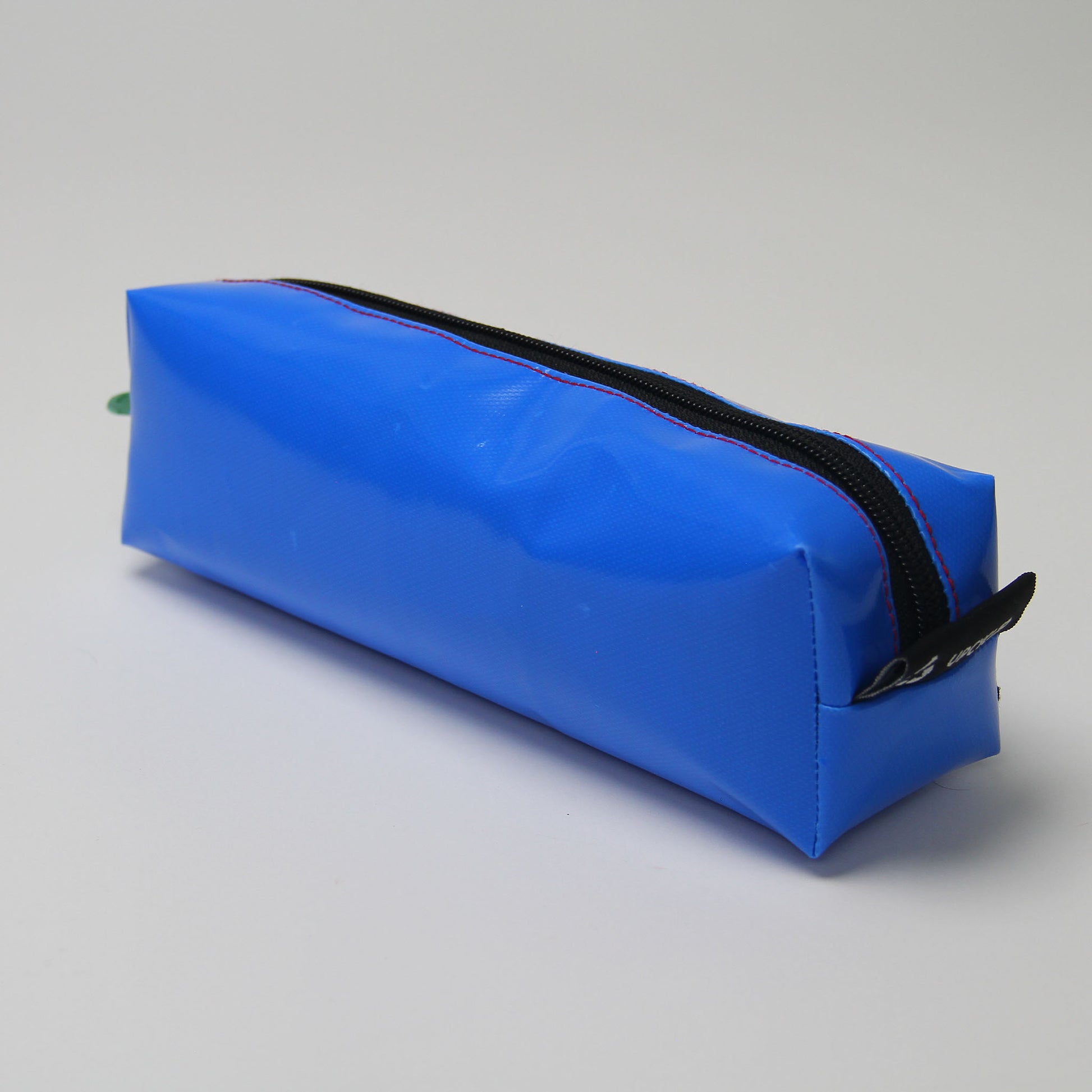 🌟 XL Bold Accessory Bag - Your Ultimate Companion!  Repurposed billboards, durable tarpulin.  Makeup, pencil, cable, accessory organizer.  Sustainable, durable, versatile.  Make a statement with sustainability! 🌿💼✨  Shop now! 💚👜 #SustainableLiving #UpcycledFashion