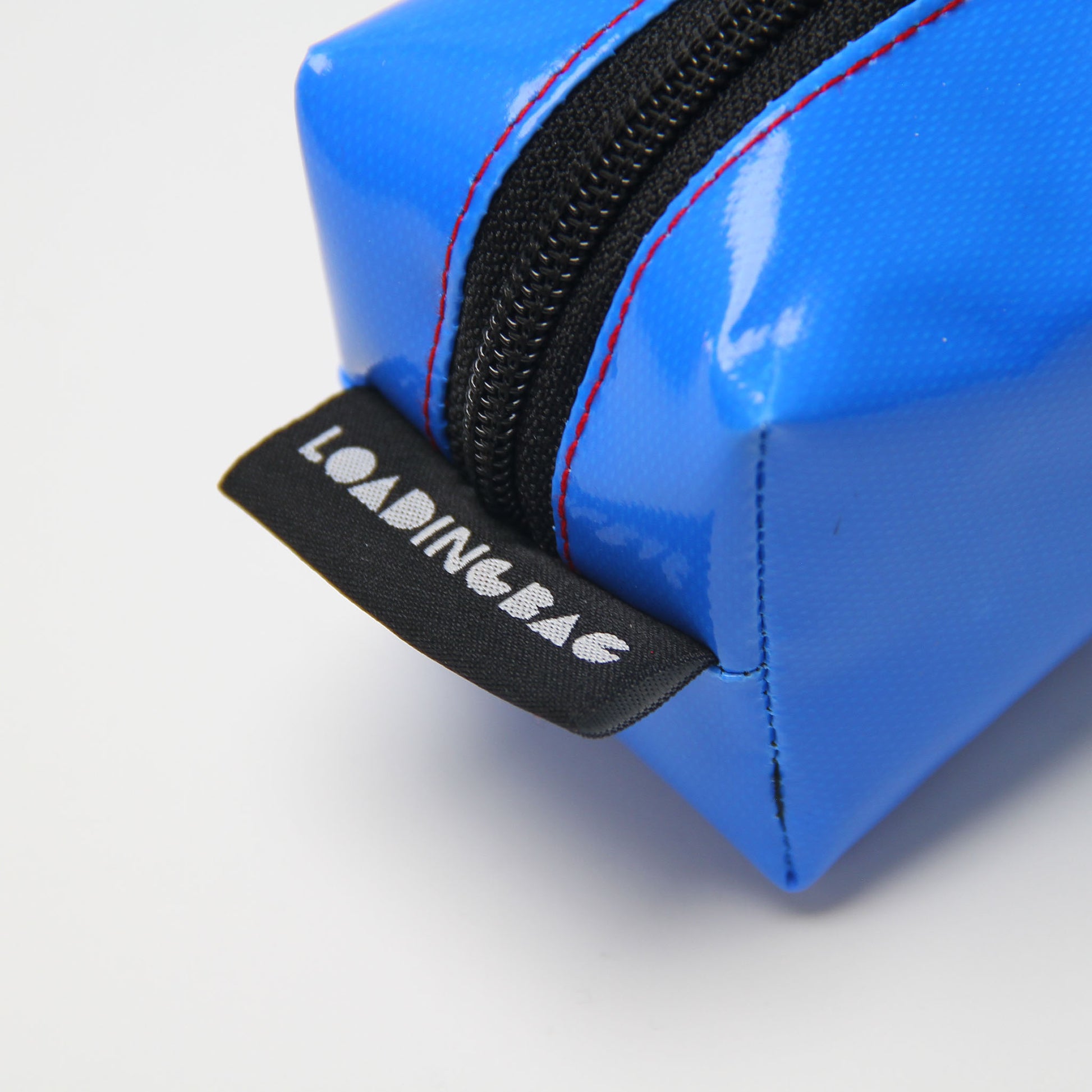 🌟 XL Bold Accessory Bag - Your Ultimate Companion!  Repurposed billboards, durable tarpulin.  Makeup, pencil, cable, accessory organizer.  Sustainable, durable, versatile.  Make a statement with sustainability! 🌿💼✨  Shop now! 💚👜 #SustainableLiving #UpcycledFashion