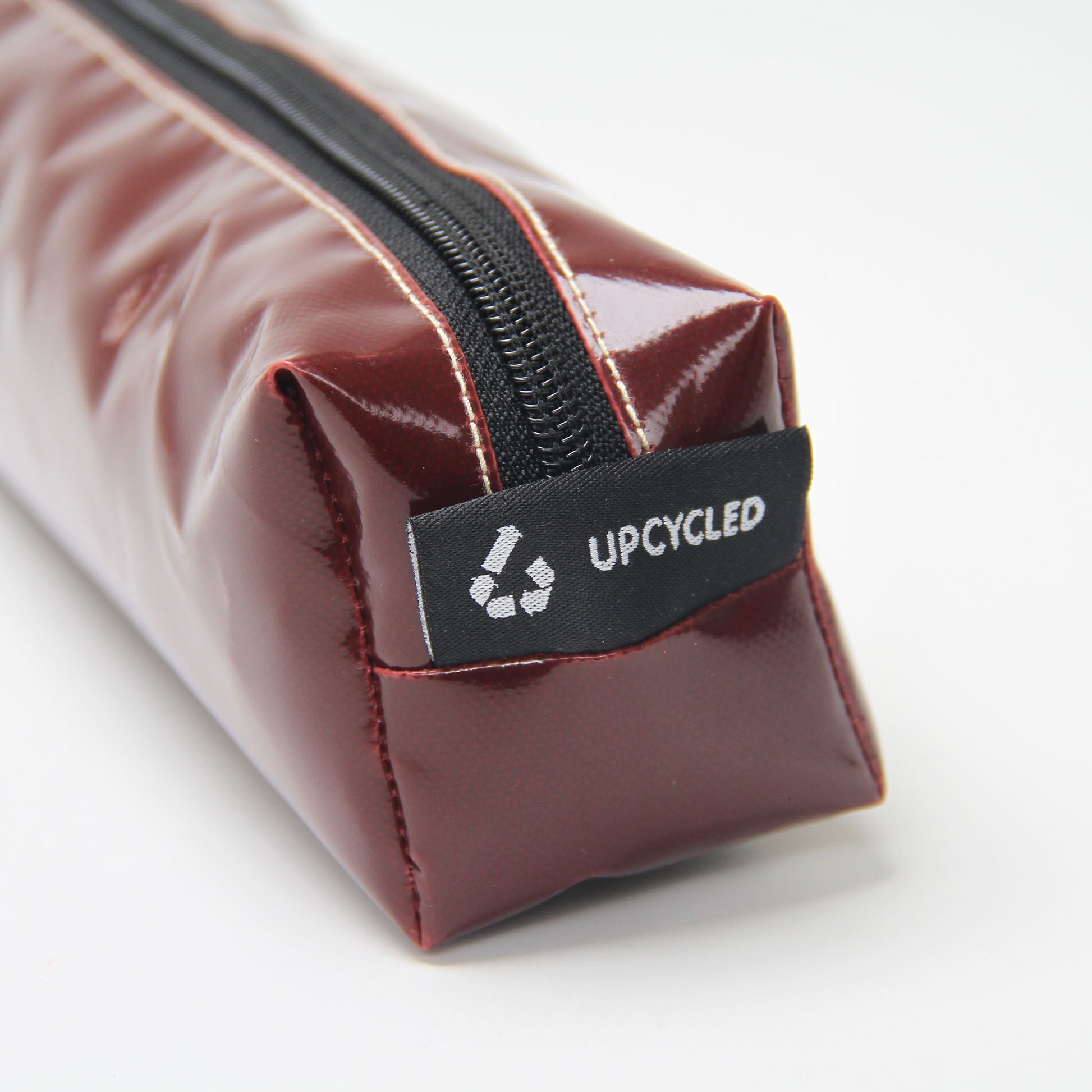 🌟 XL Bold Accessory Bag - Your Ultimate Companion!  Repurposed billboards, durable tarpulin.  Makeup, pencil, cable, accessory organizer.  Sustainable, durable, versatile.  Make a statement with sustainability! 🌿💼✨  Shop now! 💚👜 #SustainableLiving #UpcycledFashion