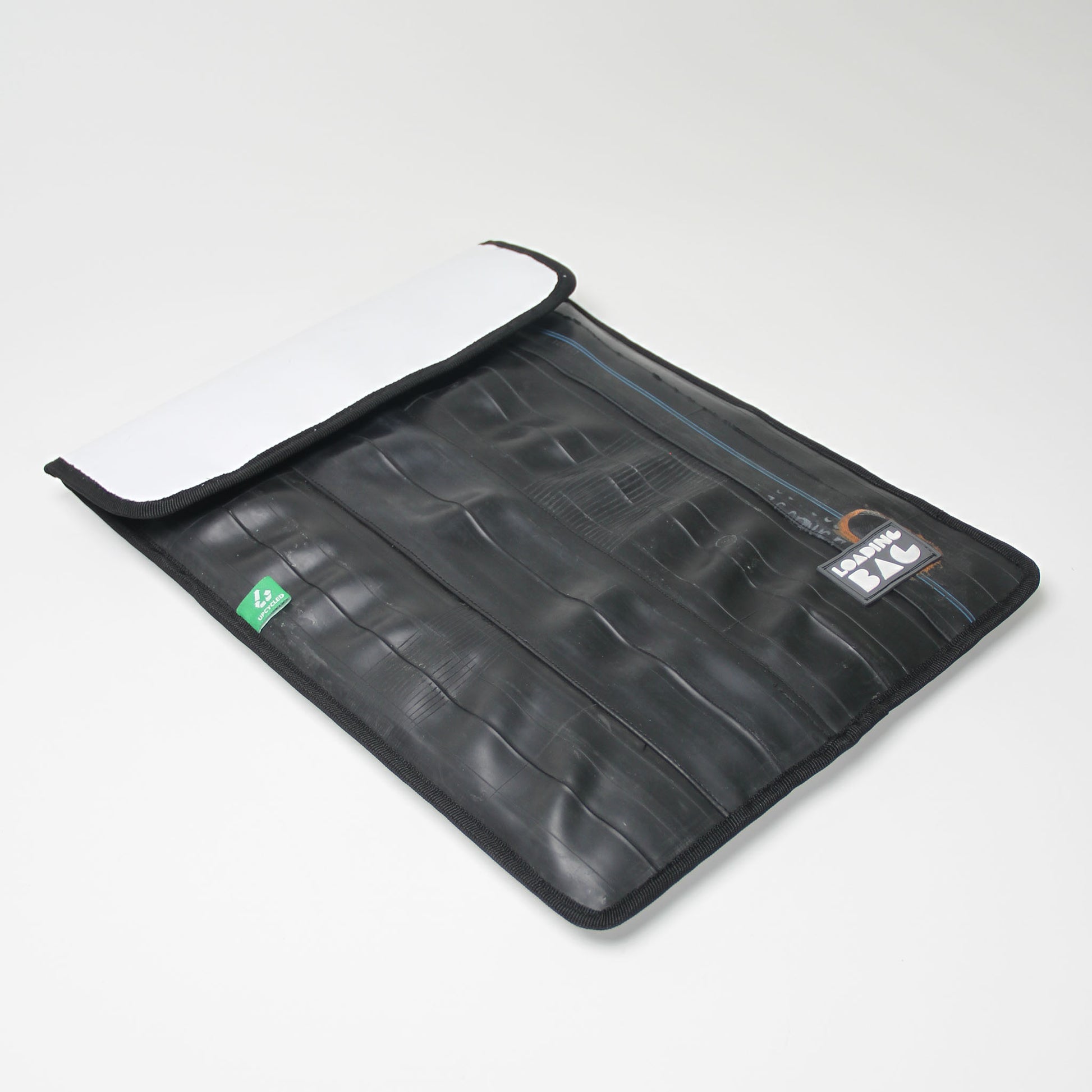 π Laptop Sleeve 16" - Stylish, Sustainable Protection! Designed for MacBook 16", crafted with care. Extra protection, tailored fit, eco-friendly. Upgrade your laptop style sustainably! π»πΏβ¨ #SustainableTech #ProtectiveStyle