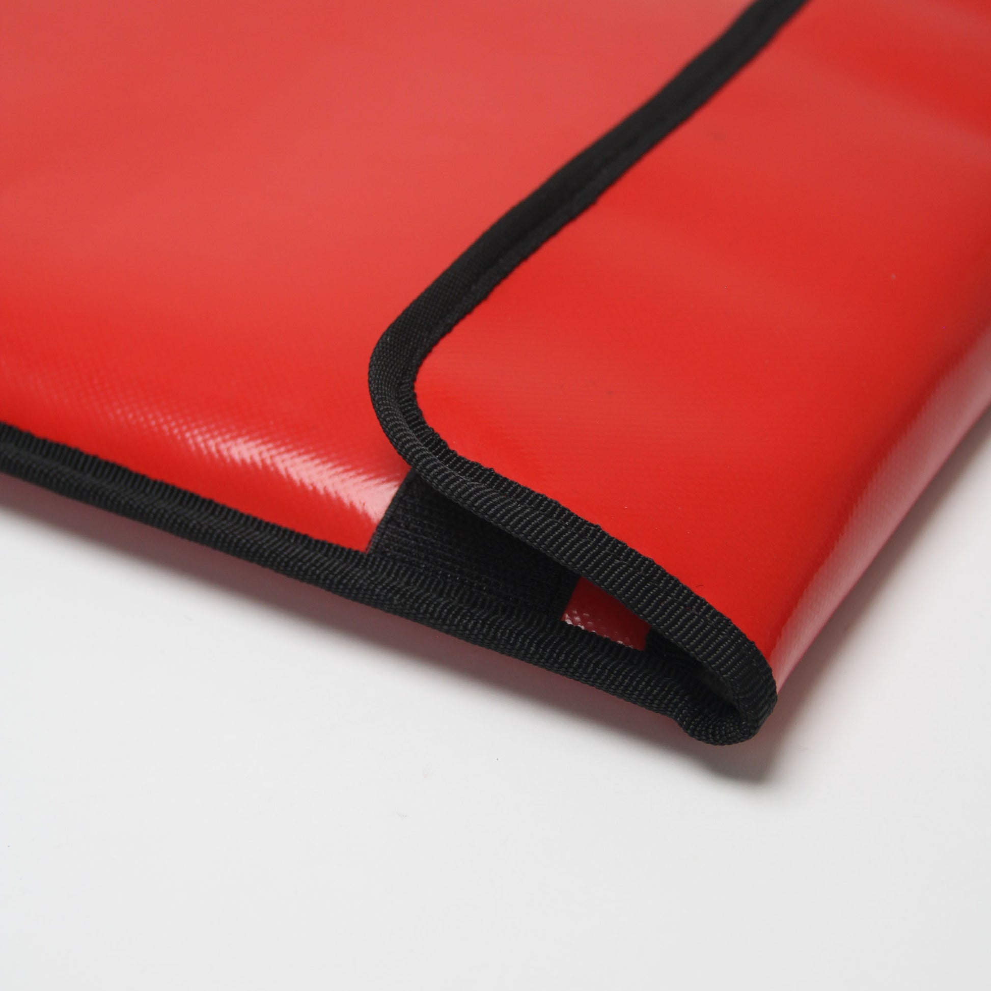 π Laptop Sleeve 13" - Stylish, Sustainable Protection! Designed for MacBook 13", crafted with care. Extra protection, tailored fit, eco-friendly. Upgrade your laptop style sustainably! π»πΏβ¨ #SustainableTech #ProtectiveStyle