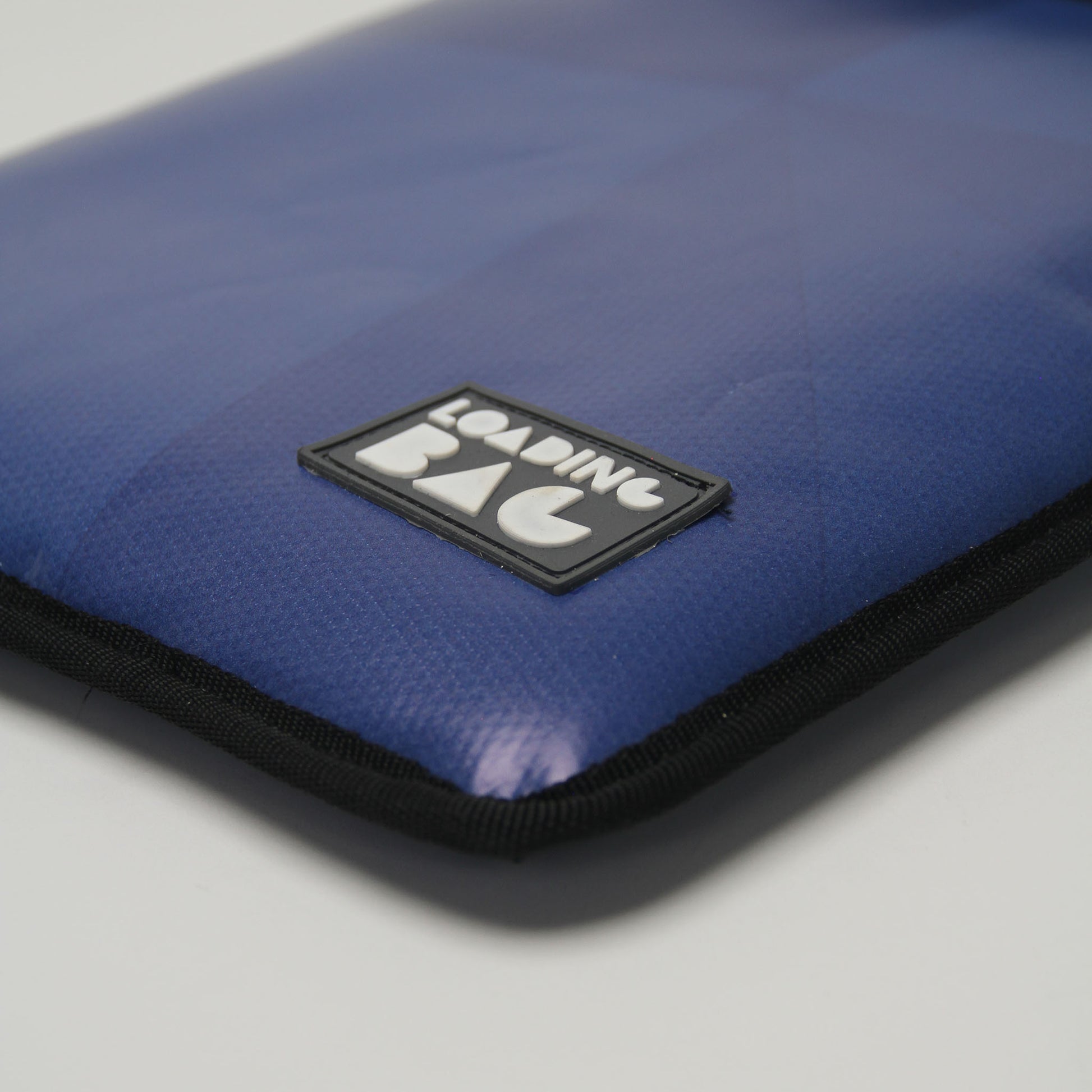 🌟 Laptop Sleeve 16" - Stylish, Sustainable Protection! Designed for MacBook 16", crafted with care. Extra protection, tailored fit, eco-friendly. Upgrade your laptop style sustainably! 💻🌿✨ #SustainableTech #ProtectiveStyle